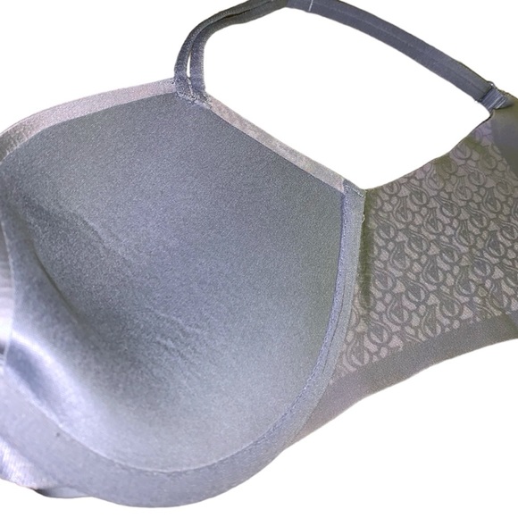 Victoria’s Secret Push Up Bra 32D - Picture 6 of 7